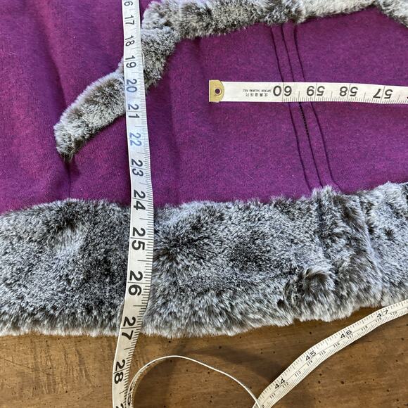 Disney Frozen Broadway Musical Jacket Fur Hoodie Sz XL Purple Embroidered - Picture 11 of 12